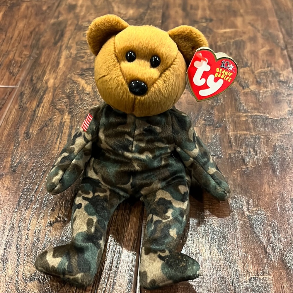 AUTHENTIC Rare TY Beanie Baby HERO the USO Military Bear  Born March 12, 2003